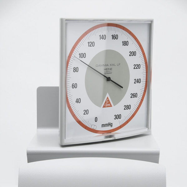 Ciśnieniomierz zegarowy HEINE GAMMA XXL-S Ciśnieniomierz zegarowy latex free - na wózku mankiet dla dorosłych M-00.09.326 Ciśnieniomierz zegarowy HEINE GAMMA XXL-S Ciśnieniomierz zegarowy latex free - na wózku mankiet dla dorosłych M-00.09.326